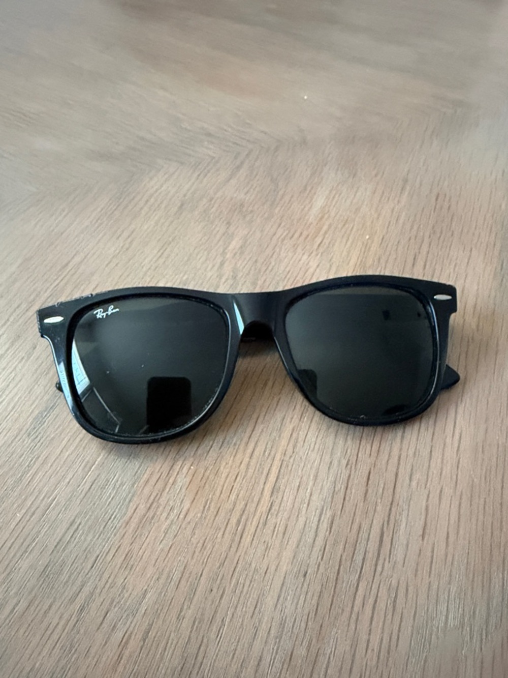 Men’s Black RayBan sunglasses